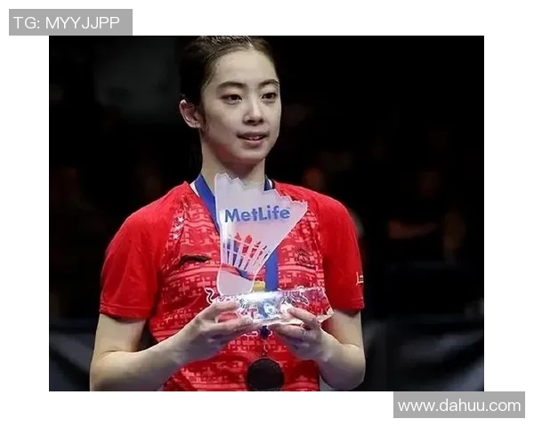 周敏专访：从青涩小将到羽毛球明星的奋斗历程回顾