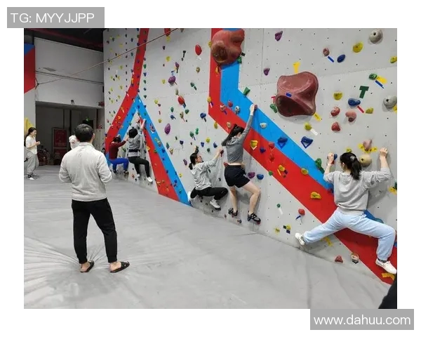 攀岩巨献:深入探讨北京攀岩队的力量与精神之旅 攀岩巨献:深入探讨北京攀岩队的力量与精神之旅