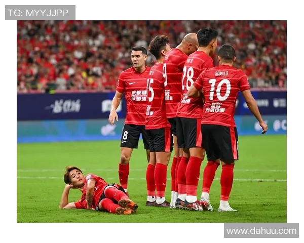 深入分析成都足球队独特的节奏打法与战术特点