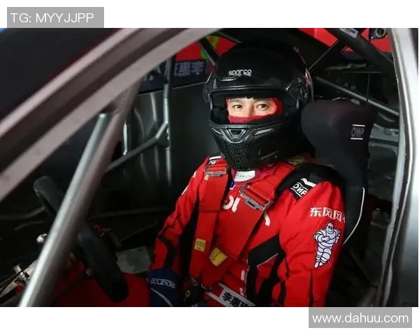 乒乓球场上的奋斗与梦想：陈强的深度人生对话探索